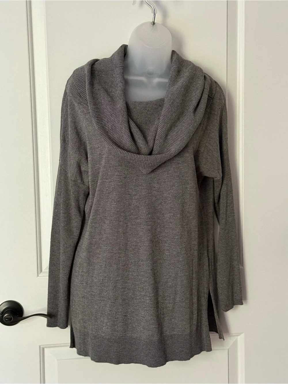 Calson 3 in 1 Side Slit Light Gray Off-Shoulder Cowl-Neck Sweater Medium